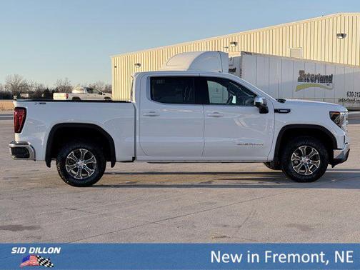 Summit White 2026 GMC Sierra 1500 SLE