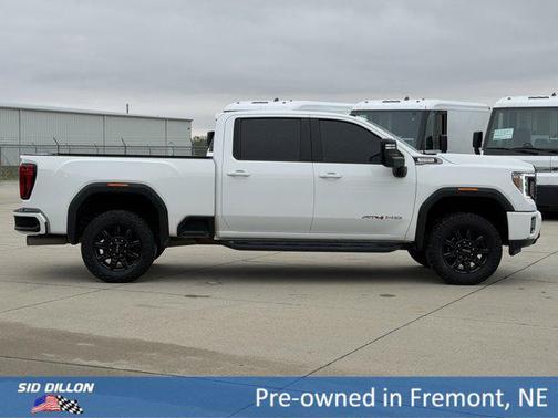 Summit White 2022 GMC Sierra 3500 AT4