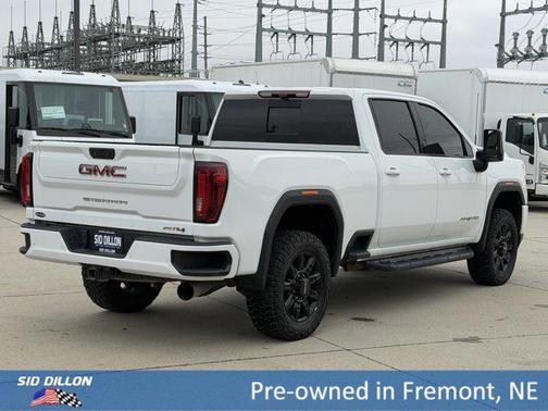 Summit White 2022 GMC Sierra 3500 AT4