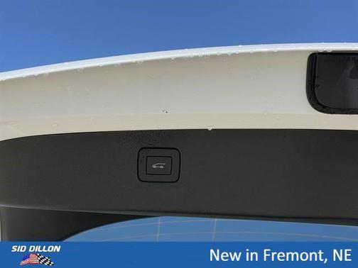 Summit White 2026 Buick Envista Preferred FWD