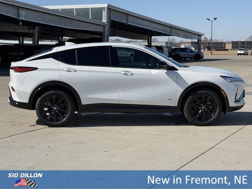 Summit White 2026 Buick Envista Sport Touring FWD