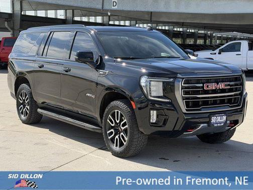 Onyx Black 2023 GMC Yukon XL 4WD AT4
