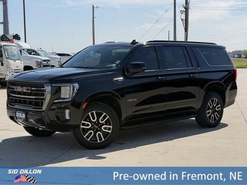Onyx Black 2023 GMC Yukon XL 4WD AT4