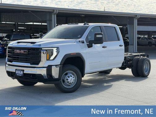 Summit White 2026 GMC Sierra 3500 Base