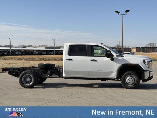 Summit White 2026 GMC Sierra 3500 Base