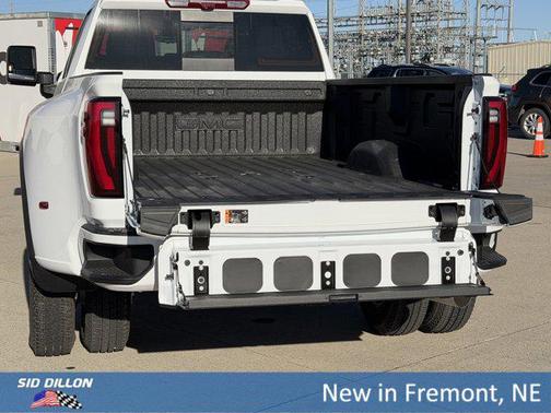 Summit White 2026 GMC Sierra 3500 Denali