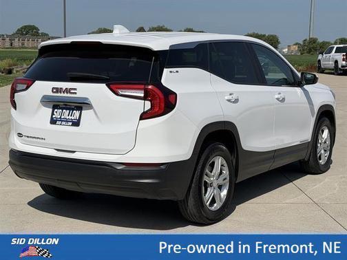 Summit White 2023 GMC Terrain SLE