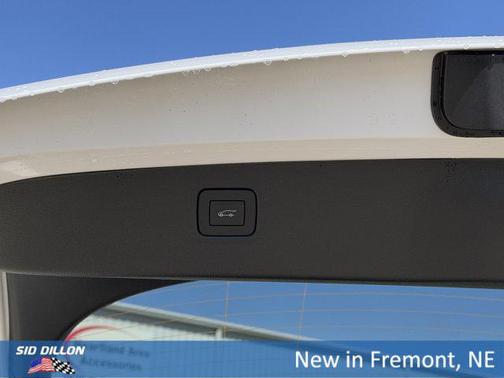 Summit White 2026 Buick Envista Preferred FWD