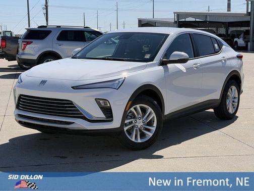 Summit White 2026 Buick Envista Preferred FWD