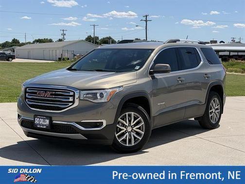 Pepperdust Metallic 2019 GMC Acadia SLE-2