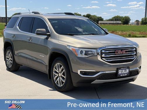 Pepperdust Metallic 2019 GMC Acadia SLE-2