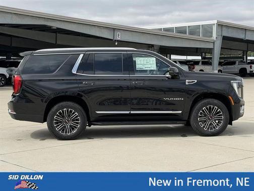 Onyx Black 2026 GMC Yukon 4WD Elevation