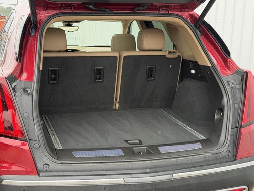 Red Horizon Tintcoat 2020 Cadillac XT5 Premium Luxury