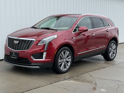 Red Horizon Tintcoat 2020 Cadillac XT5 Premium Luxury