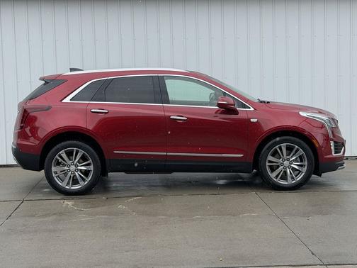 Red Horizon Tintcoat 2020 Cadillac XT5 Premium Luxury