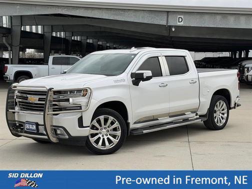 Iridescent Pearl Tricoat 2021 Chevrolet Silverado 1500 High Country
