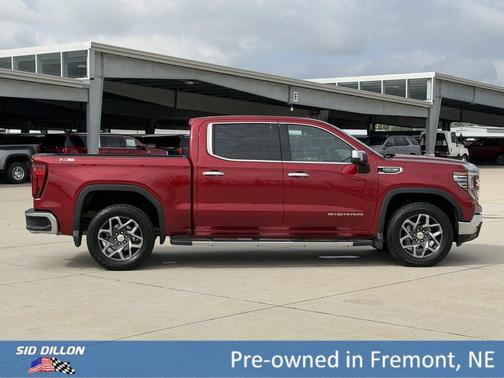 Volcanic Red Tintcoat 2025 GMC Sierra 1500 SLT