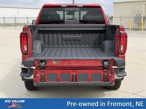 Volcanic Red Tintcoat 2025 GMC Sierra 1500 SLT