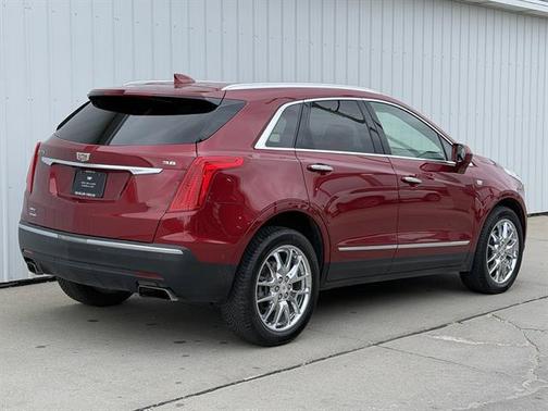 Red Horizon Tintcoat 2019 Cadillac XT5 Premium Luxury