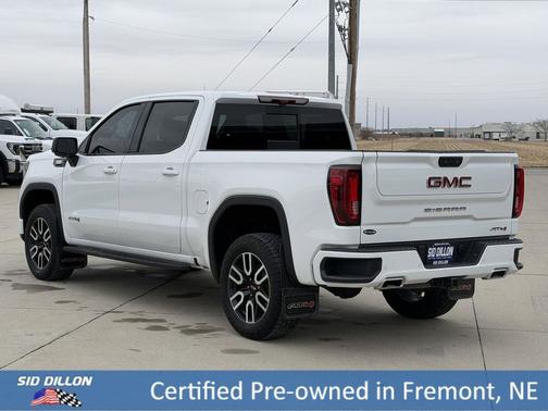 Summit White 2024 GMC Sierra 1500 AT4