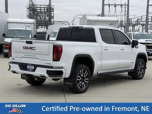 Summit White 2024 GMC Sierra 1500 AT4