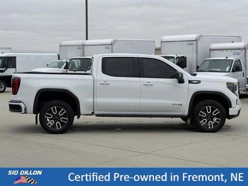 Summit White 2024 GMC Sierra 1500 AT4