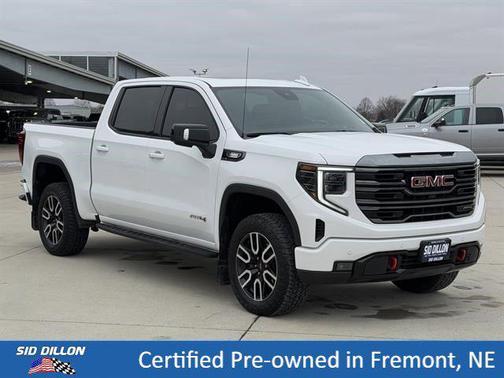 Summit White 2024 GMC Sierra 1500 AT4