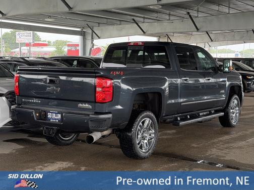 Graphite Metallic 2019 Chevrolet Silverado 2500 High Country