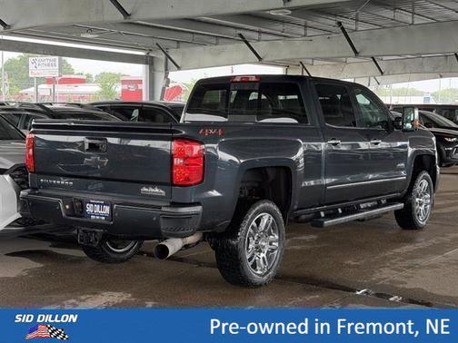 Graphite Metallic 2019 Chevrolet Silverado 2500 High Country