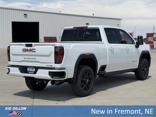 Summit White 2026 GMC Sierra 2500 AT4