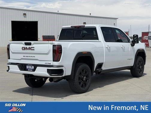 Summit White 2026 GMC Sierra 2500 AT4
