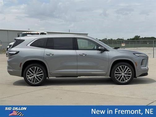 Moonstone Gray Metallic 2026 Buick Enclave Avenir FWD