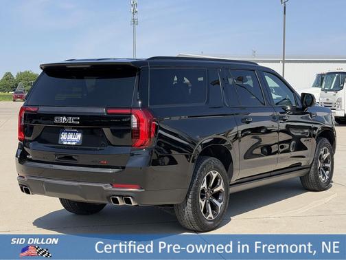 Onyx Black 2026 GMC Yukon XL 4WD AT4 Ultimate
