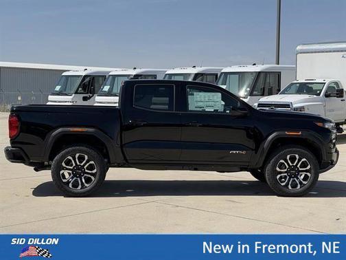 Onyx Black 2026 GMC Canyon AT4