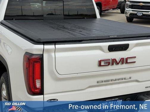 White Frost Tricoat 2020 GMC Sierra 1500 Denali