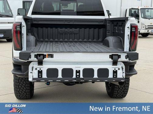 Summit White 2026 GMC Sierra 2500 AT4X