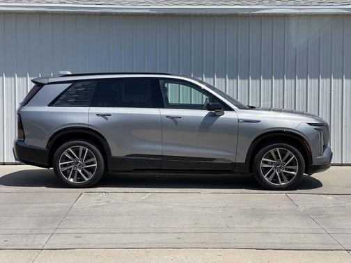 Argent Silver Metallic 2026 Cadillac VISTIQ Sport