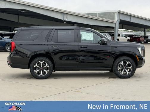 Onyx Black 2026 GMC Yukon 4WD AT4