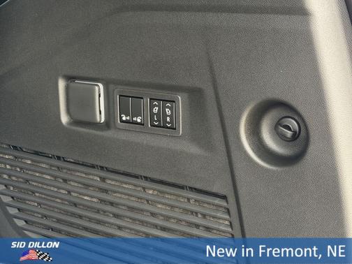 Onyx Black 2026 GMC Yukon 4WD AT4