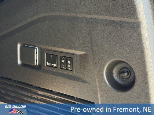 Sterling Metallic 2023 GMC Yukon Denali Ultimate