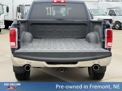 True Blue Pearlcoat 2014 RAM 1500 Laramie