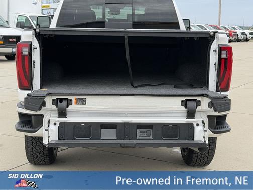 White Frost Tricoat 2025 GMC Sierra 3500 Denali