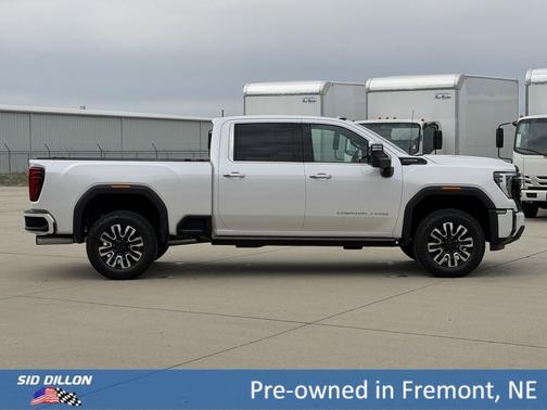 White Frost Tricoat 2025 GMC Sierra 3500 Denali