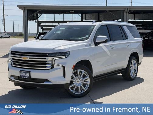 Iridescent Pearl Tricoat 2023 Chevrolet Tahoe 4WD High Country