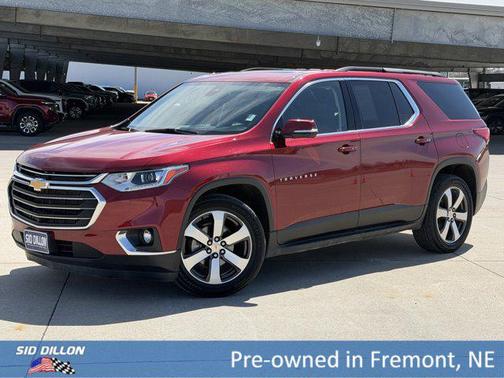 Cajun Red Tintcoat 2020 Chevrolet Traverse LT Leather