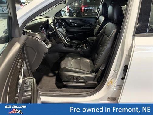 Summit White 2024 GMC Terrain SLT