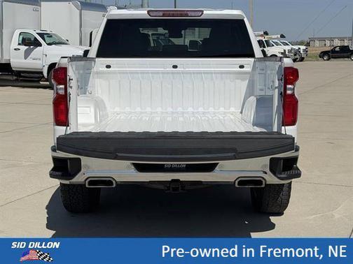 Iridescent Pearl Tricoat 2023 Chevrolet Silverado 1500 LTZ
