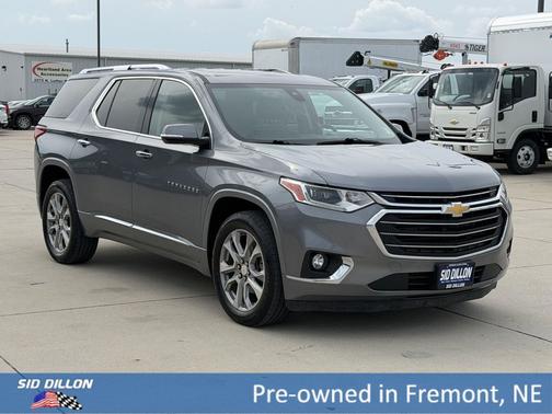 Satin Steel Metallic 2019 Chevrolet Traverse Premier