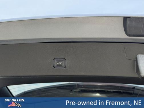 Satin Steel Metallic 2019 Chevrolet Traverse Premier