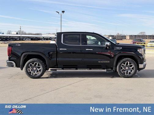 Onyx Black 2026 GMC Sierra 1500 SLT